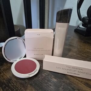 No Makeup Makeup Blush & and Lip with Brush Duo